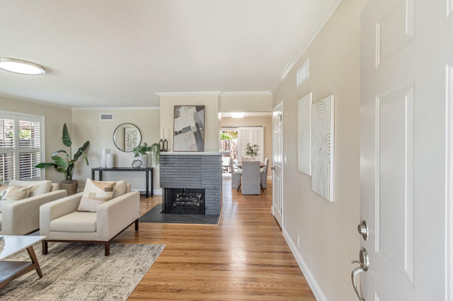 Detail Gallery Image 3 of 45 For 24836 Woodacre Ave, Hayward,  CA 94544 - 3 Beds | 2 Baths