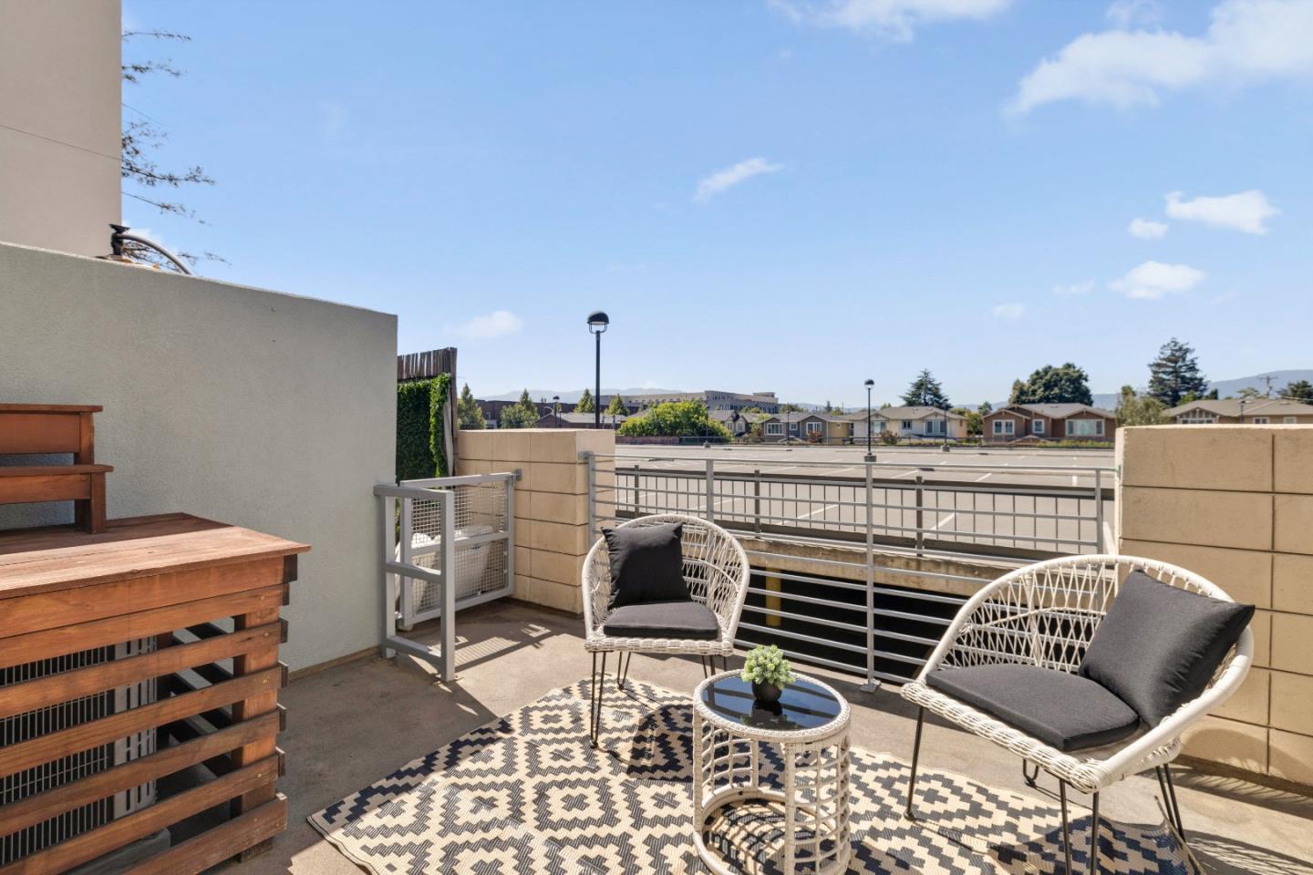 Detail Gallery Image 21 of 25 For 110 S 1st St, Campbell,  CA 95008 - 2 Beds | 2/1 Baths