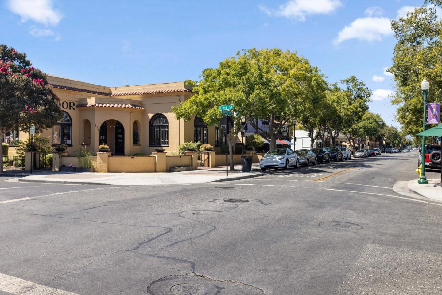 Detail Gallery Image 25 of 25 For 110 S 1st St, Campbell,  CA 95008 - 2 Beds | 2/1 Baths
