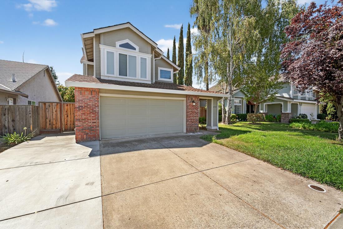 Detail Gallery Image 6 of 41 For 8748 Kentshire Way, Sacramento,  CA 95828 - 3 Beds | 2/1 Baths