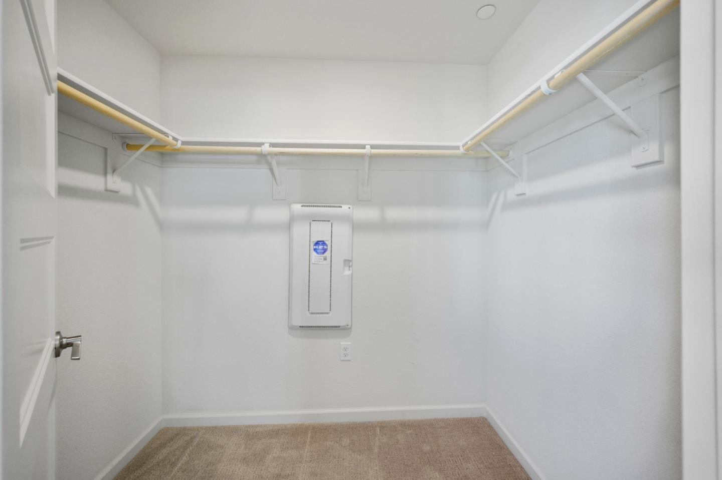 Detail Gallery Image 32 of 44 For 143 Agustin Narvaez St #7,  San Jose,  CA 95136 - 3 Beds | 3 Baths