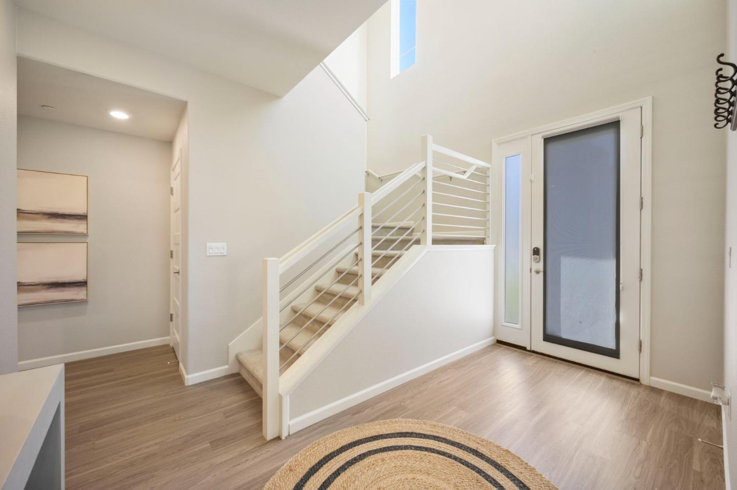 Detail Gallery Image 6 of 44 For 143 Agustin Narvaez St #7,  San Jose,  CA 95136 - 3 Beds | 3 Baths