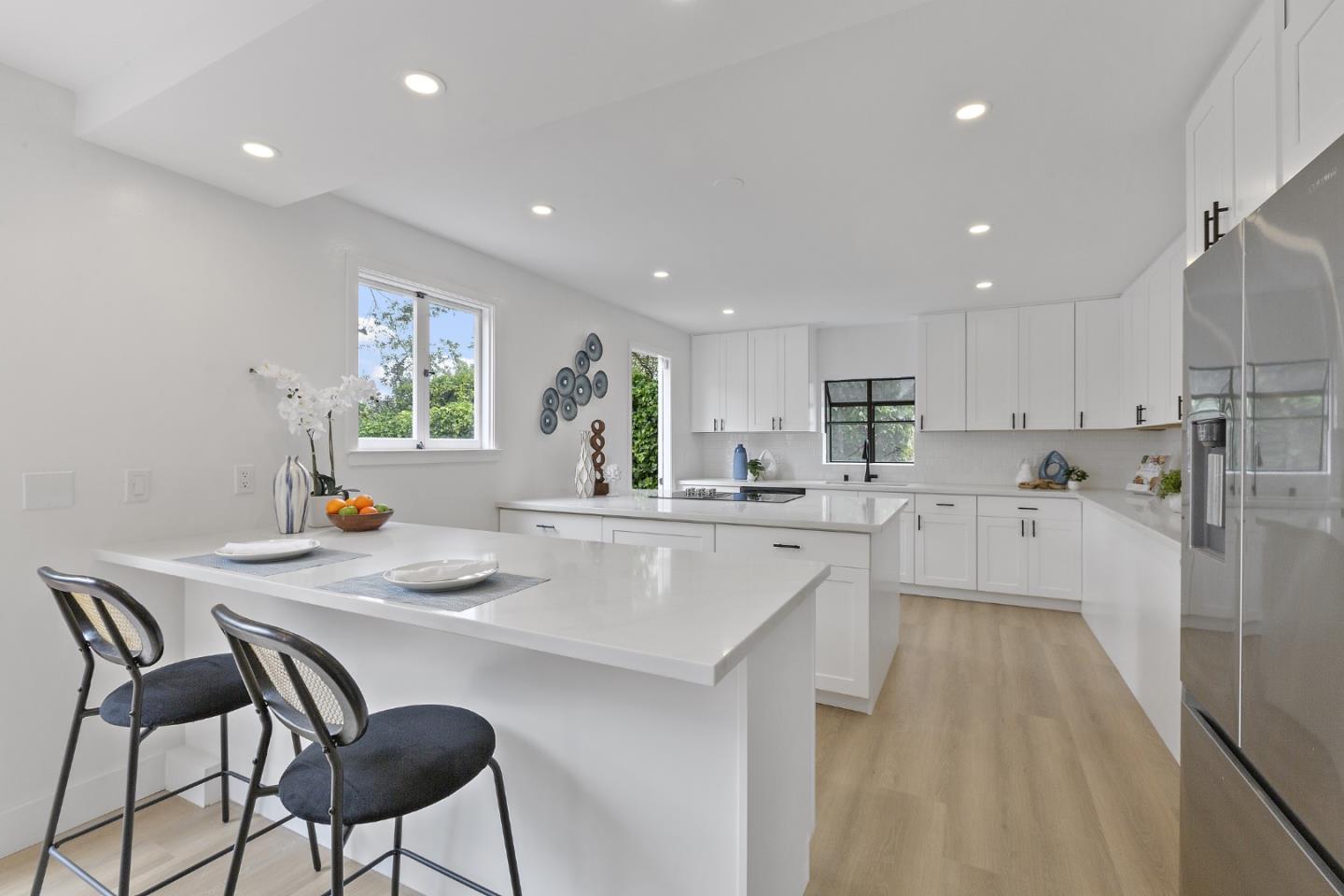 Detail Gallery Image 13 of 48 For 60 Stonecrest Dr, San Francisco,  CA 94132 - 4 Beds | 3/1 Baths