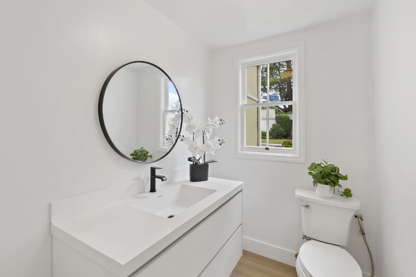 Detail Gallery Image 19 of 48 For 60 Stonecrest Dr, San Francisco,  CA 94132 - 4 Beds | 3/1 Baths