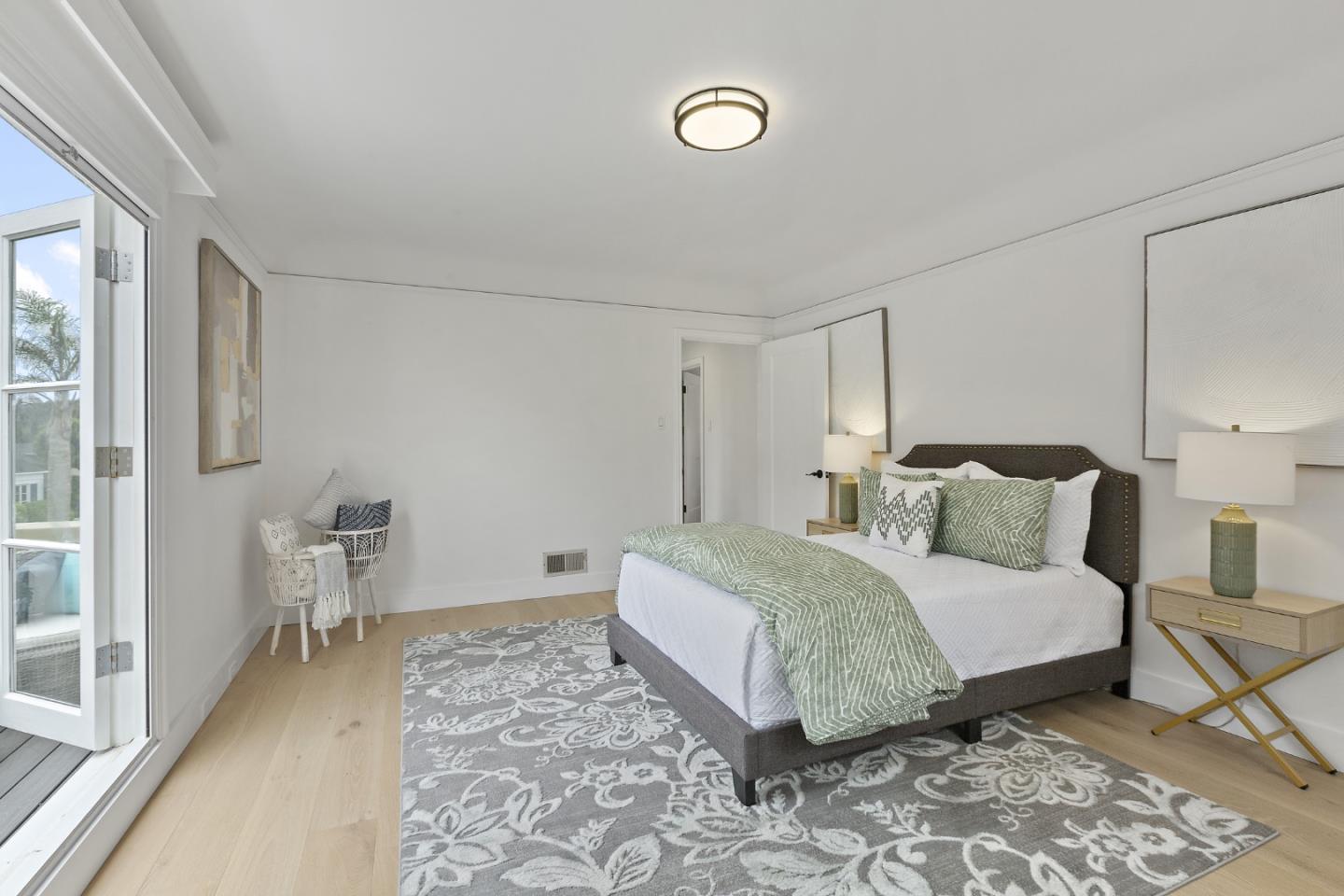 Detail Gallery Image 21 of 48 For 60 Stonecrest Dr, San Francisco,  CA 94132 - 4 Beds | 3/1 Baths