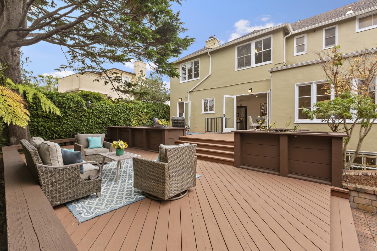 Detail Gallery Image 38 of 48 For 60 Stonecrest Dr, San Francisco,  CA 94132 - 4 Beds | 3/1 Baths