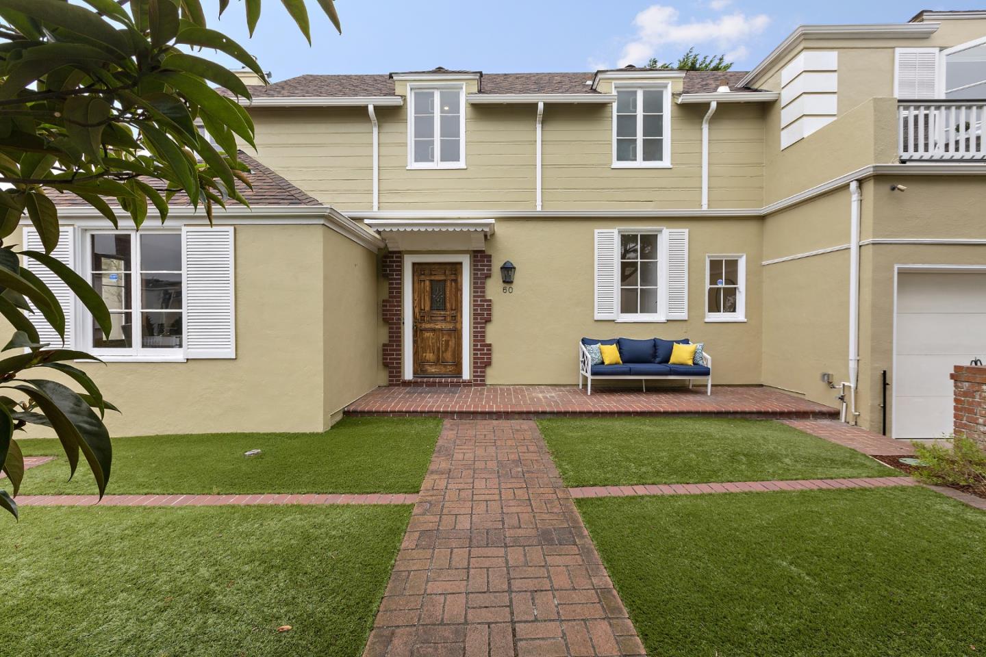 Detail Gallery Image 4 of 48 For 60 Stonecrest Dr, San Francisco,  CA 94132 - 4 Beds | 3/1 Baths