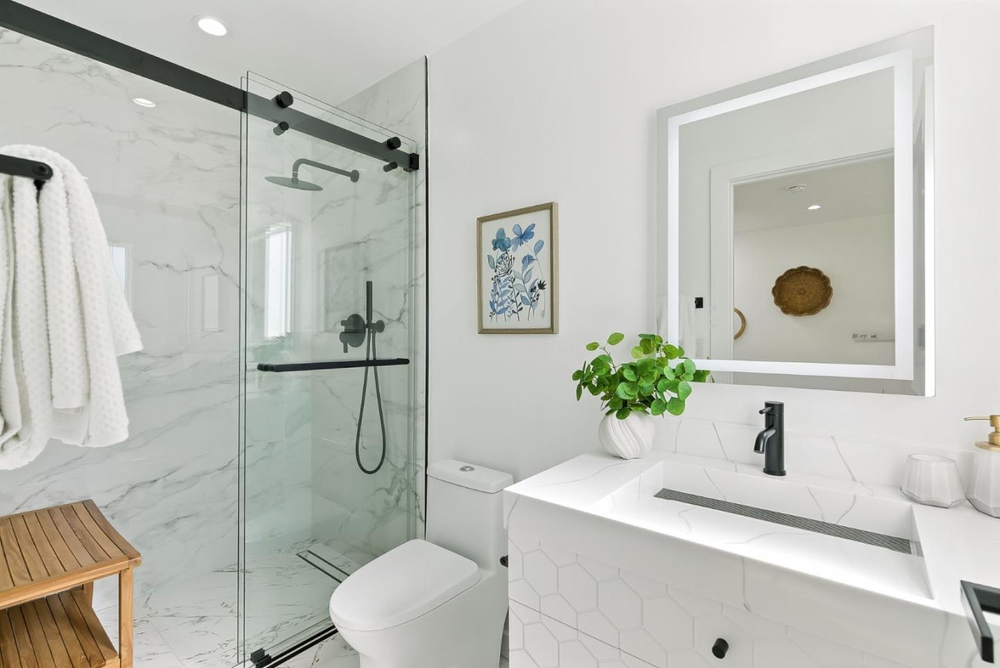 Detail Gallery Image 16 of 48 For 1819 41st Ave, San Francisco,  CA 94122 - 3 Beds | 3 Baths
