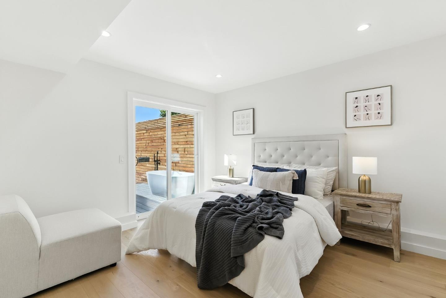 Detail Gallery Image 21 of 48 For 1819 41st Ave, San Francisco,  CA 94122 - 3 Beds | 3 Baths