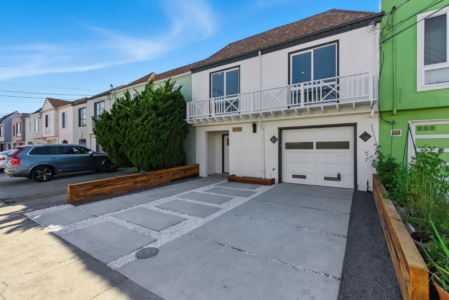 Detail Gallery Image 3 of 48 For 1819 41st Ave, San Francisco,  CA 94122 - 3 Beds | 3 Baths