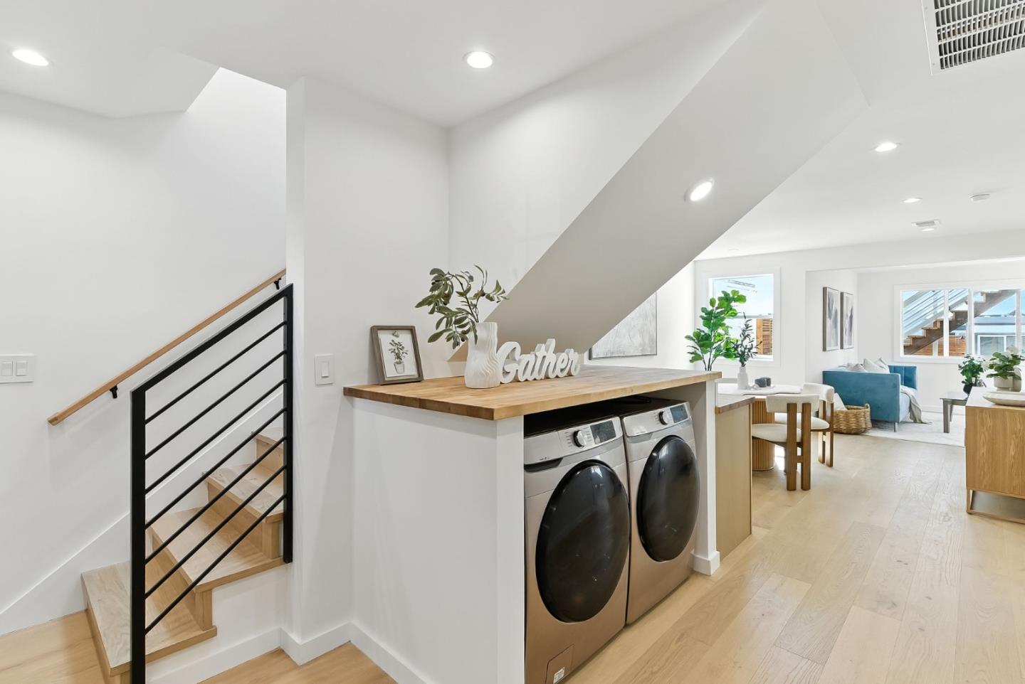 Detail Gallery Image 33 of 48 For 1819 41st Ave, San Francisco,  CA 94122 - 3 Beds | 3 Baths