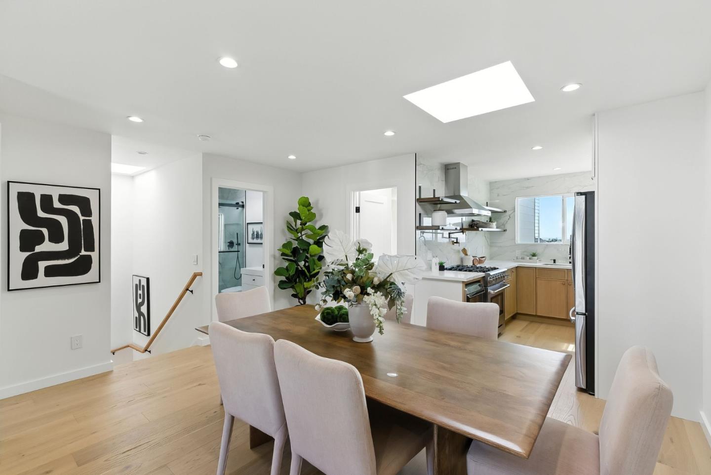 Detail Gallery Image 9 of 48 For 1819 41st Ave, San Francisco,  CA 94122 - 3 Beds | 3 Baths
