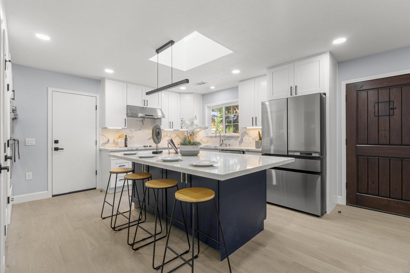 Detail Gallery Image 15 of 36 For 14329 Mulberry Dr, Los Gatos,  CA 95032 - 3 Beds | 2 Baths