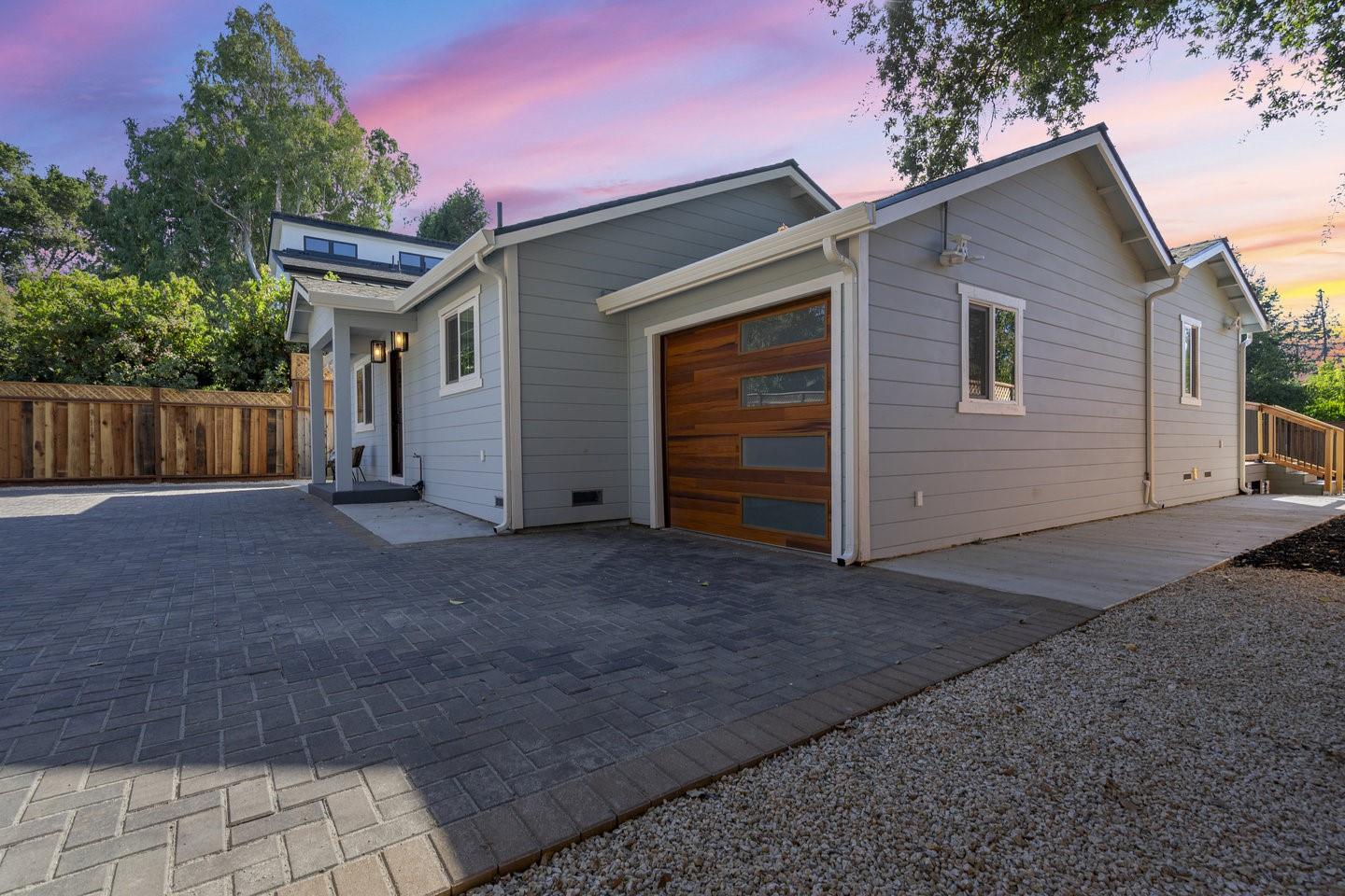 Detail Gallery Image 2 of 36 For 14329 Mulberry Dr, Los Gatos,  CA 95032 - 3 Beds | 2 Baths