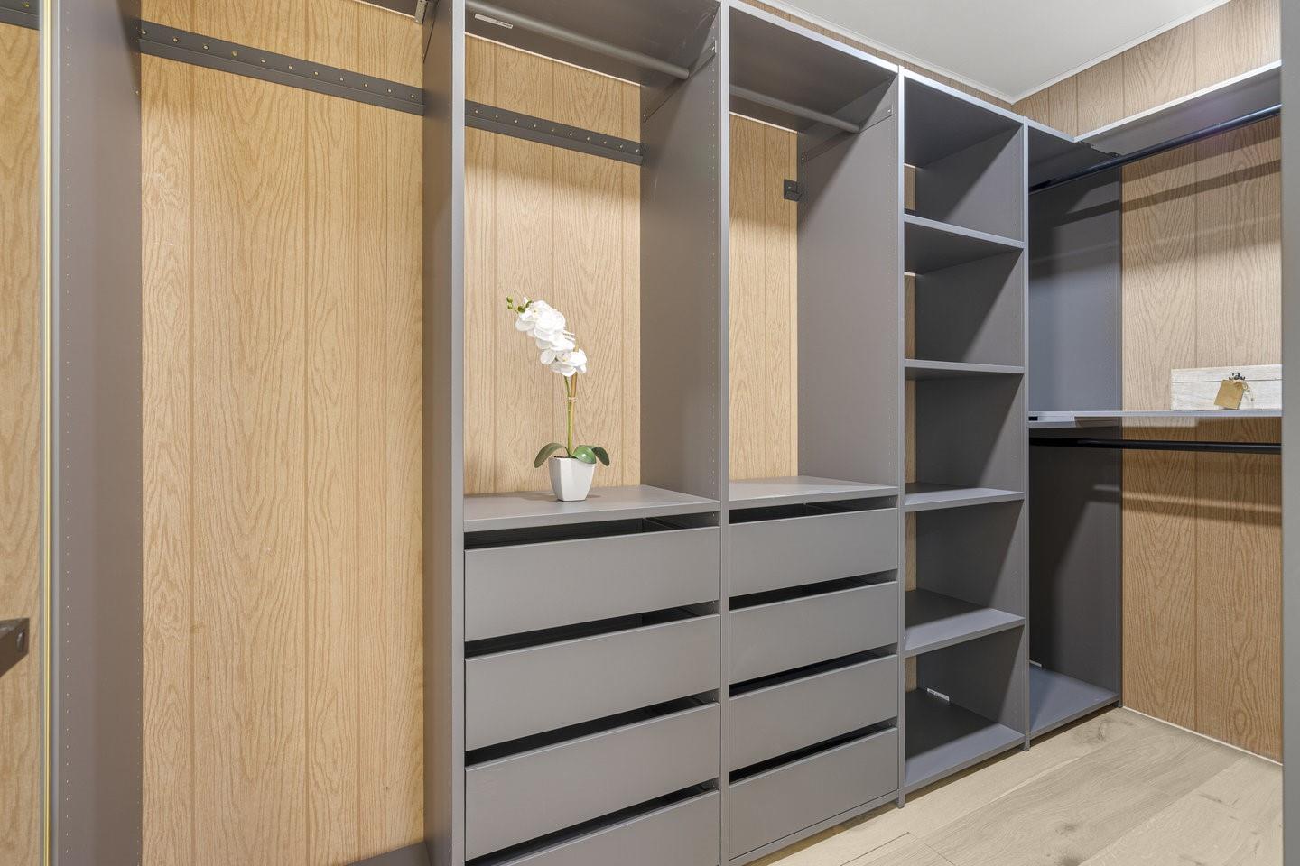 Detail Gallery Image 31 of 36 For 14329 Mulberry Dr, Los Gatos,  CA 95032 - 3 Beds | 2 Baths