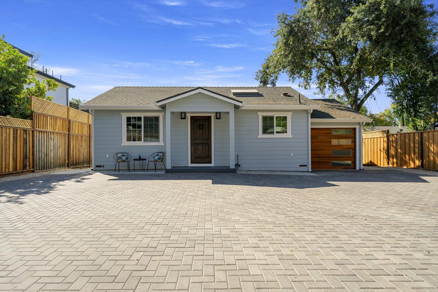 Detail Gallery Image 4 of 36 For 14329 Mulberry Dr, Los Gatos,  CA 95032 - 3 Beds | 2 Baths