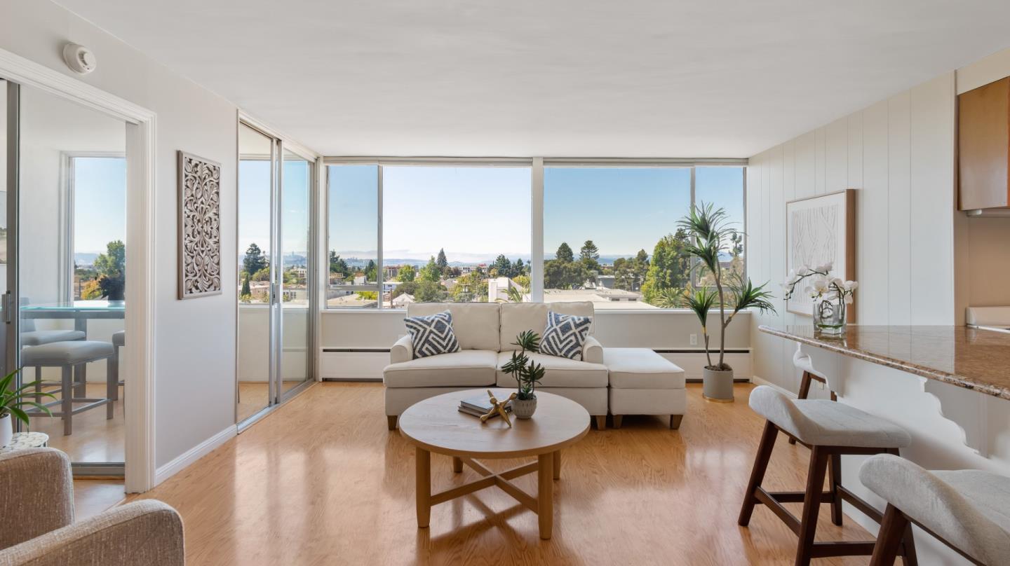 Detail Gallery Image 11 of 24 For 2550 Dana Dana St 5e,  Berkeley,  CA 94704 - 1 Beds | 1 Baths