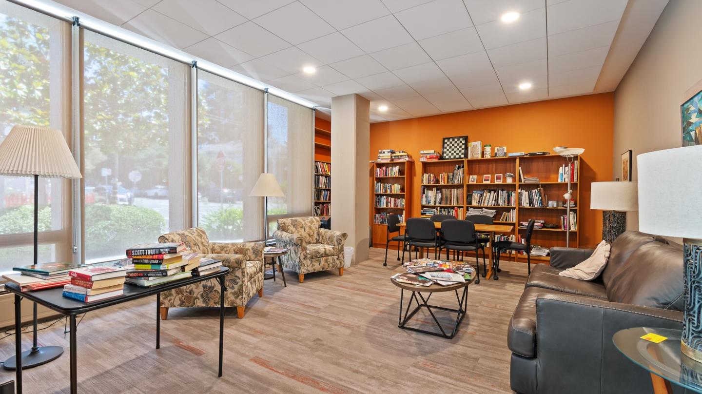 Detail Gallery Image 22 of 24 For 2550 Dana Dana St 5e,  Berkeley,  CA 94704 - 1 Beds | 1 Baths