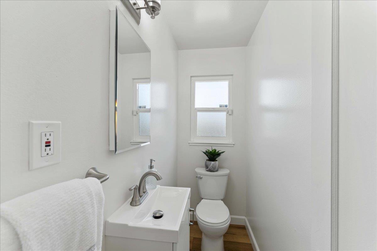 Detail Gallery Image 10 of 31 For 323 N Cypress Ave, Santa Clara,  CA 95050 - 3 Beds | 1/1 Baths