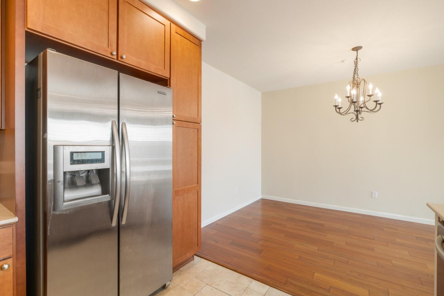 Detail Gallery Image 9 of 27 For 307 Bautista Pl, San Jose,  CA 95126 - 3 Beds | 3 Baths