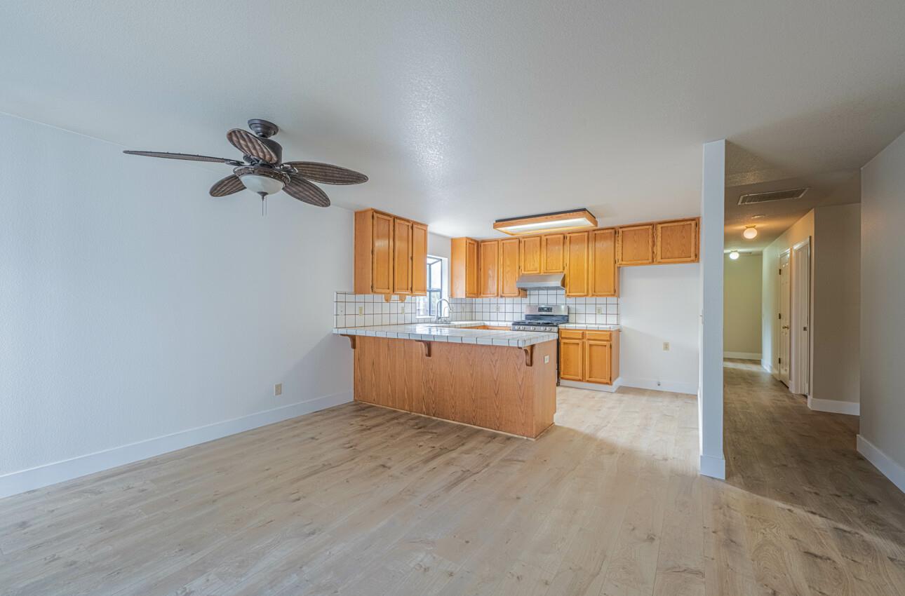 Detail Gallery Image 12 of 35 For 18020 Moro Rd, Salinas,  CA 93907 - 3 Beds | 2 Baths