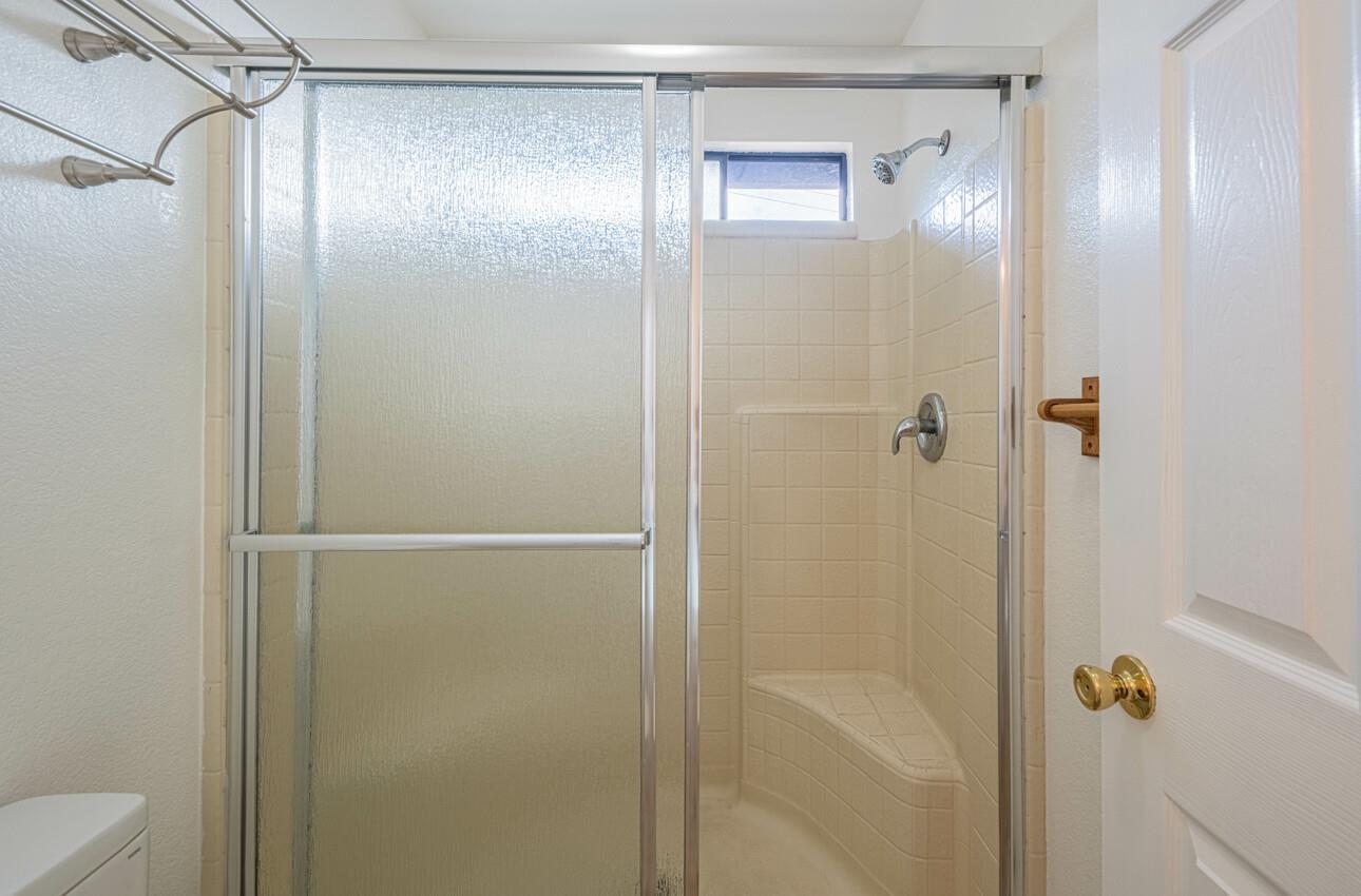 Detail Gallery Image 21 of 35 For 18020 Moro Rd, Salinas,  CA 93907 - 3 Beds | 2 Baths