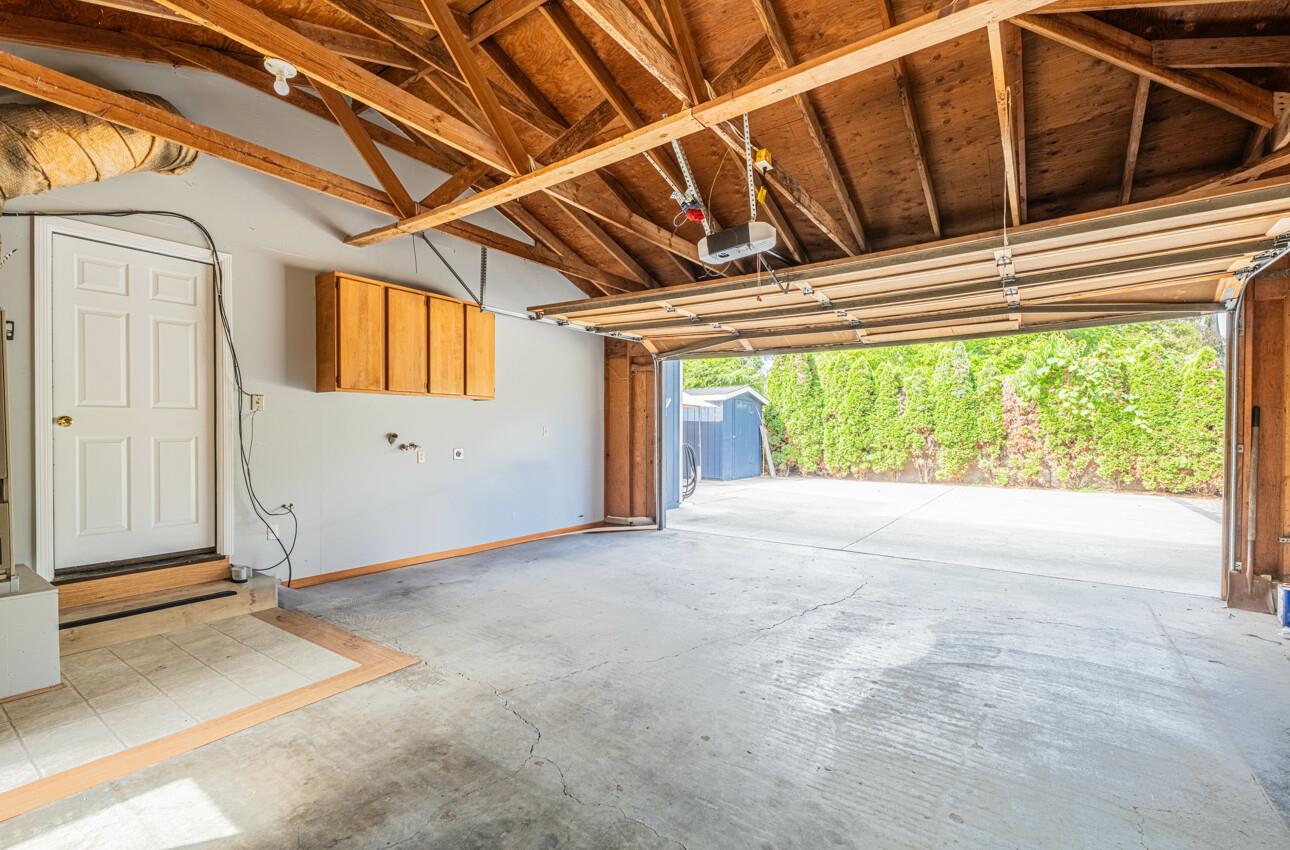 Detail Gallery Image 27 of 35 For 18020 Moro Rd, Salinas,  CA 93907 - 3 Beds | 2 Baths