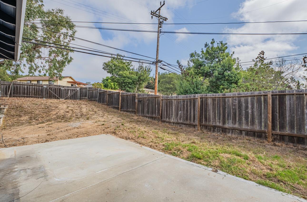 Detail Gallery Image 34 of 35 For 18020 Moro Rd, Salinas,  CA 93907 - 3 Beds | 2 Baths
