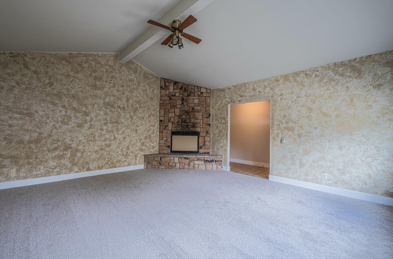 Detail Gallery Image 8 of 35 For 18020 Moro Rd, Salinas,  CA 93907 - 3 Beds | 2 Baths