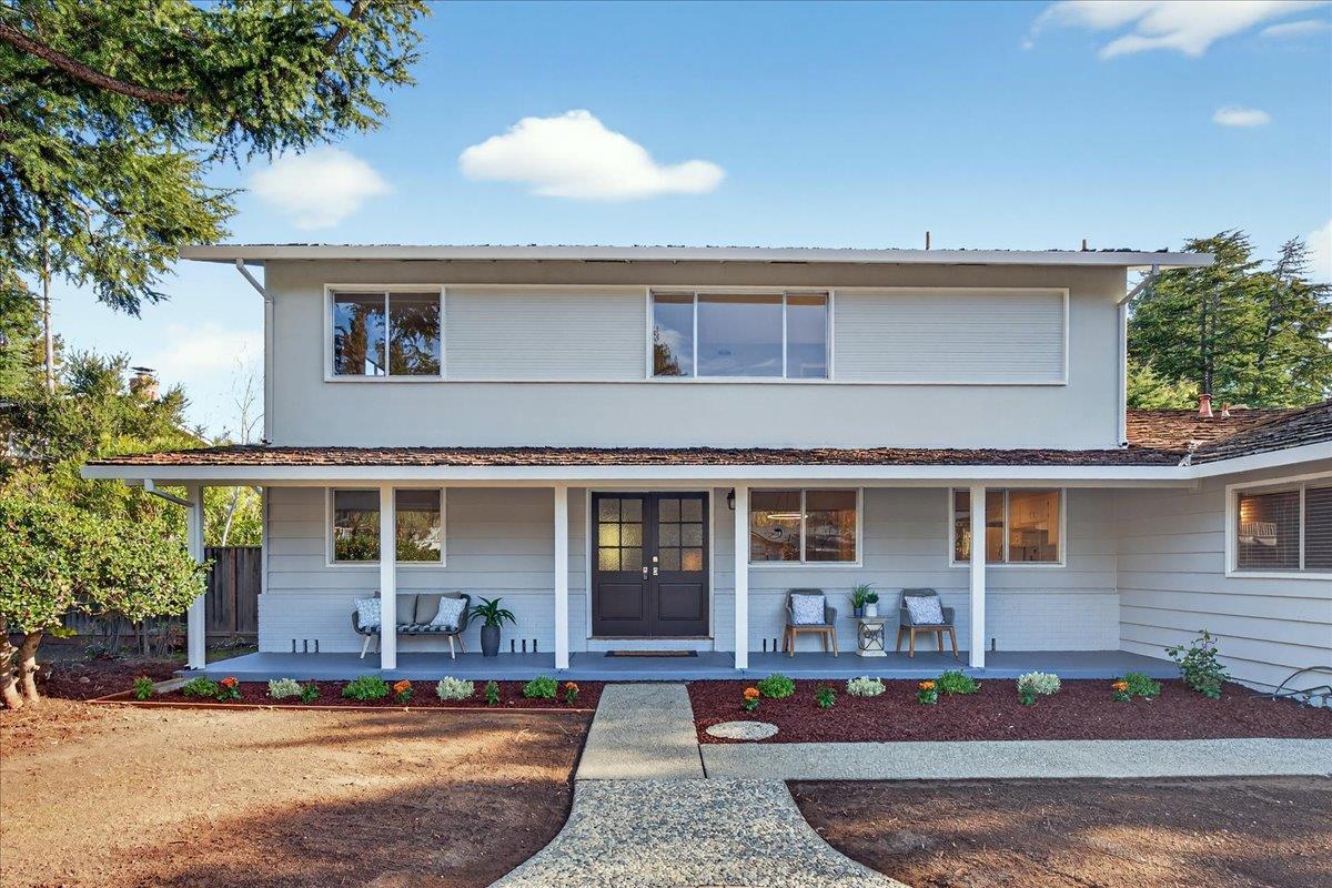 Detail Gallery Image 10 of 48 For 12150 Kristy Ln, Saratoga,  CA 95070 - 6 Beds | 2/1 Baths