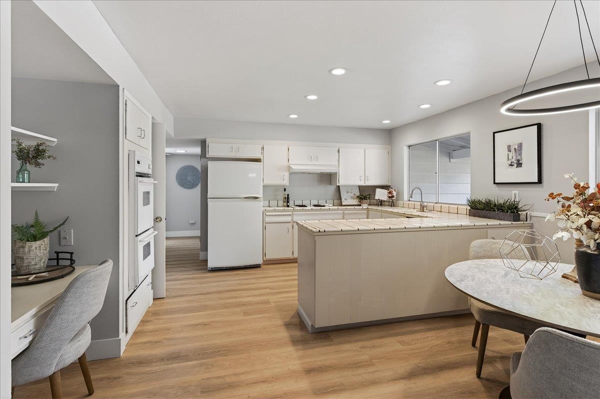 Detail Gallery Image 14 of 48 For 12150 Kristy Ln, Saratoga,  CA 95070 - 6 Beds | 2/1 Baths