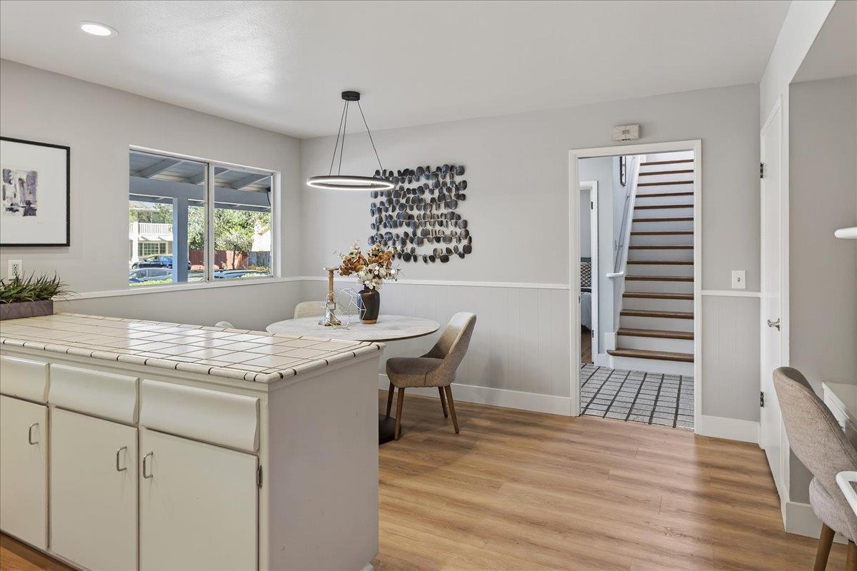 Detail Gallery Image 16 of 48 For 12150 Kristy Ln, Saratoga,  CA 95070 - 6 Beds | 2/1 Baths