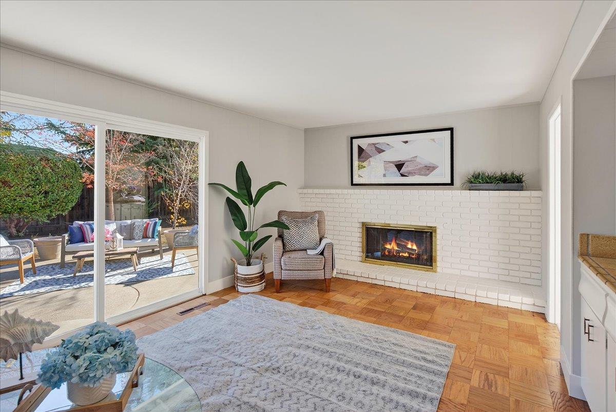 Detail Gallery Image 17 of 48 For 12150 Kristy Ln, Saratoga,  CA 95070 - 6 Beds | 2/1 Baths