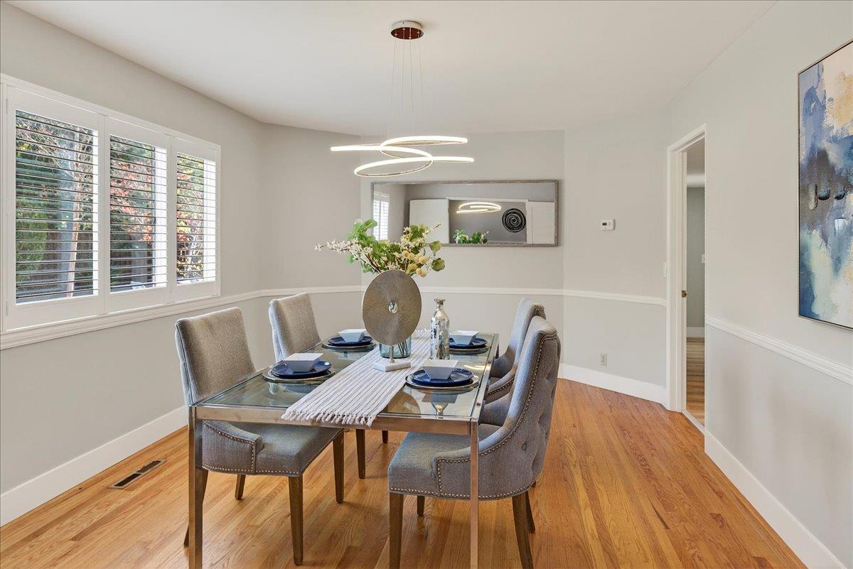 Detail Gallery Image 20 of 48 For 12150 Kristy Ln, Saratoga,  CA 95070 - 6 Beds | 2/1 Baths