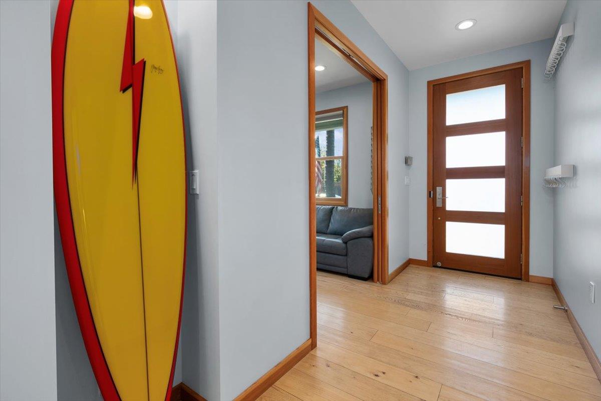 Detail Gallery Image 19 of 51 For 4150 Bye Way, Santa Cruz,  CA 95062 - 5 Beds | 4/1 Baths