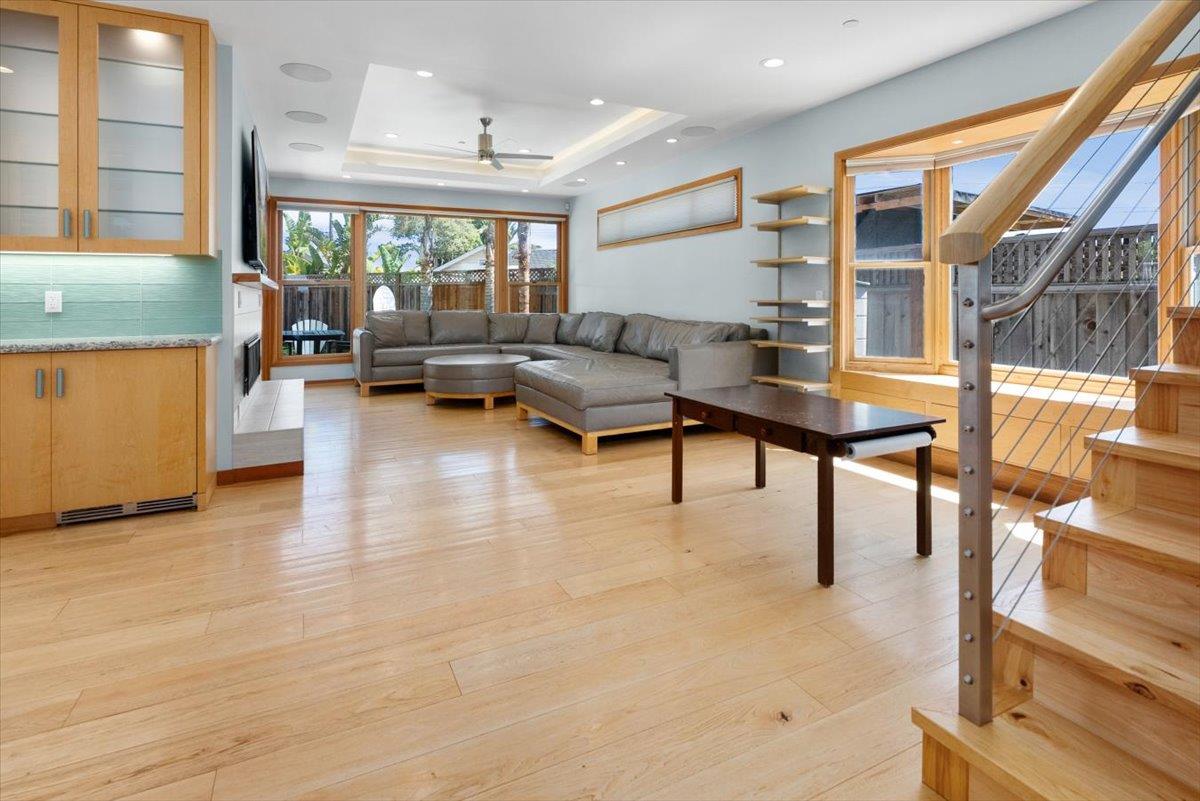 Detail Gallery Image 25 of 51 For 4150 Bye Way, Santa Cruz,  CA 95062 - 5 Beds | 4/1 Baths