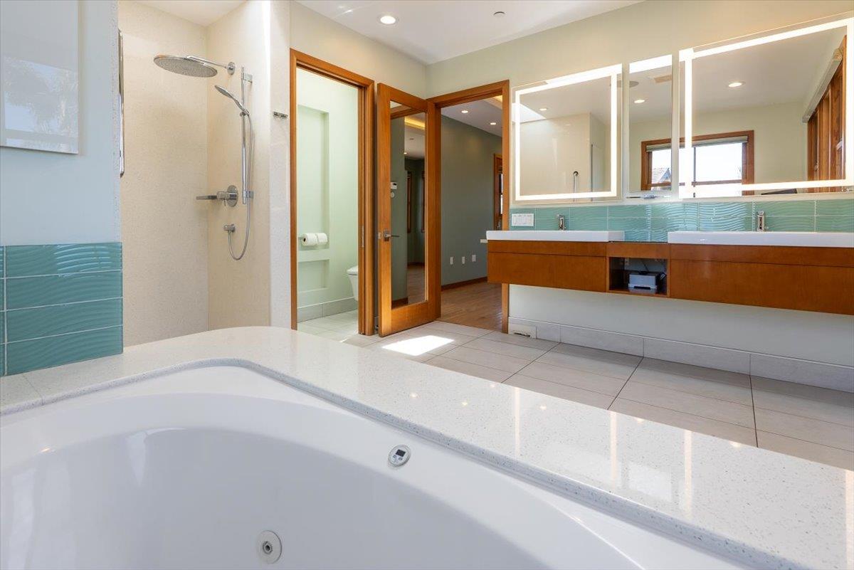 Detail Gallery Image 34 of 51 For 4150 Bye Way, Santa Cruz,  CA 95062 - 5 Beds | 4/1 Baths