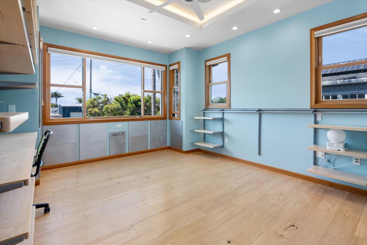 Detail Gallery Image 40 of 51 For 4150 Bye Way, Santa Cruz,  CA 95062 - 5 Beds | 4/1 Baths
