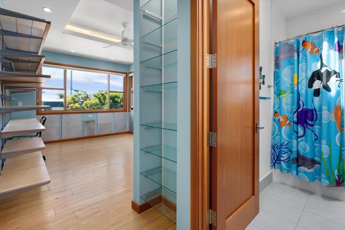 Detail Gallery Image 41 of 51 For 4150 Bye Way, Santa Cruz,  CA 95062 - 5 Beds | 4/1 Baths