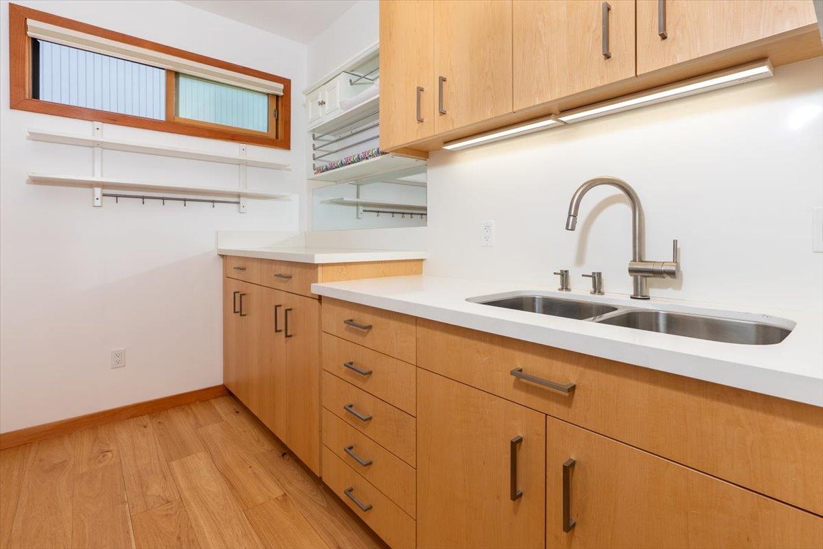 Detail Gallery Image 49 of 51 For 4150 Bye Way, Santa Cruz,  CA 95062 - 5 Beds | 4/1 Baths