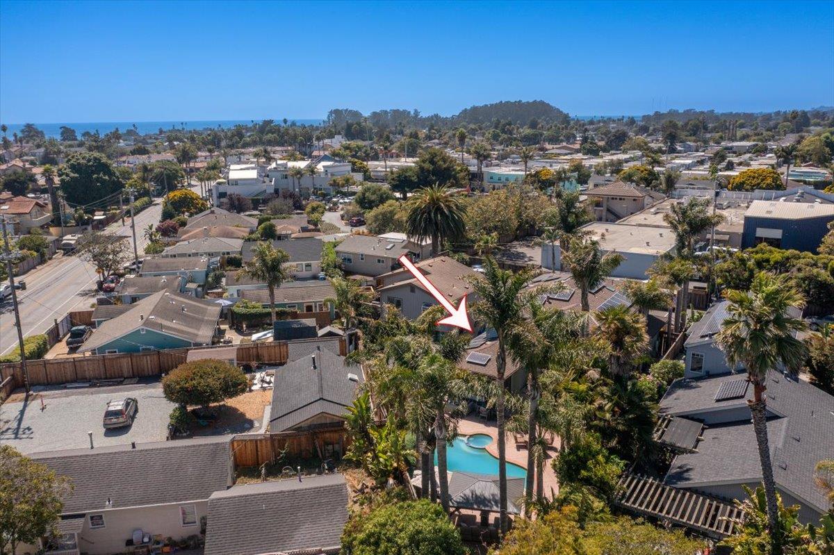 Detail Gallery Image 9 of 51 For 4150 Bye Way, Santa Cruz,  CA 95062 - 5 Beds | 4/1 Baths