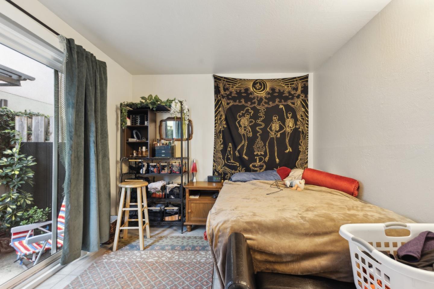 Detail Gallery Image 13 of 35 For 6563 Shattuck Ave, Oakland,  CA 94609 - – Beds | – Baths