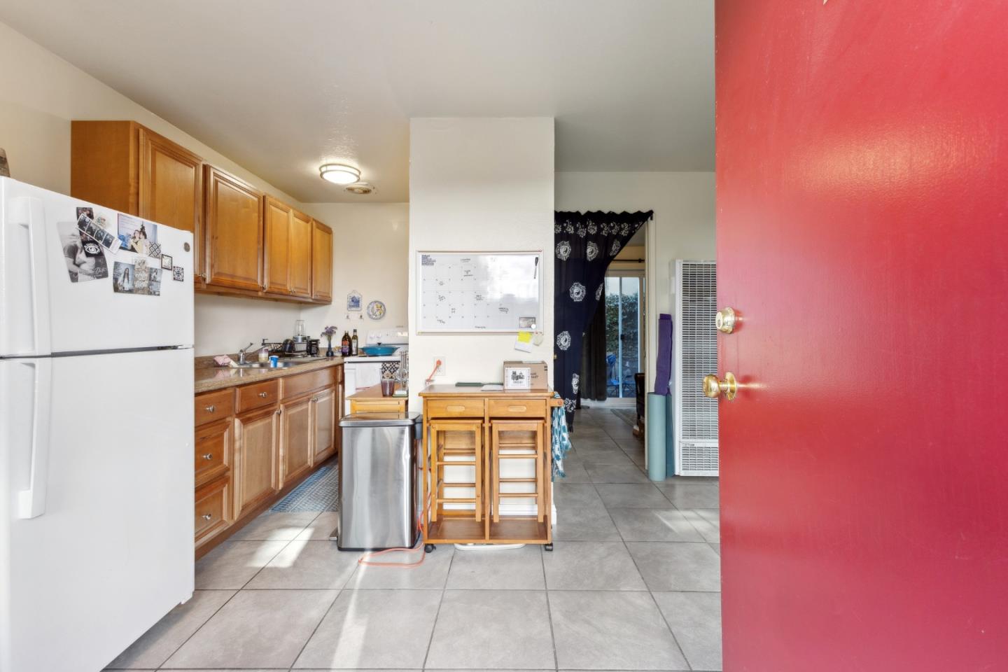 Detail Gallery Image 14 of 35 For 6563 Shattuck Ave, Oakland,  CA 94609 - – Beds | – Baths