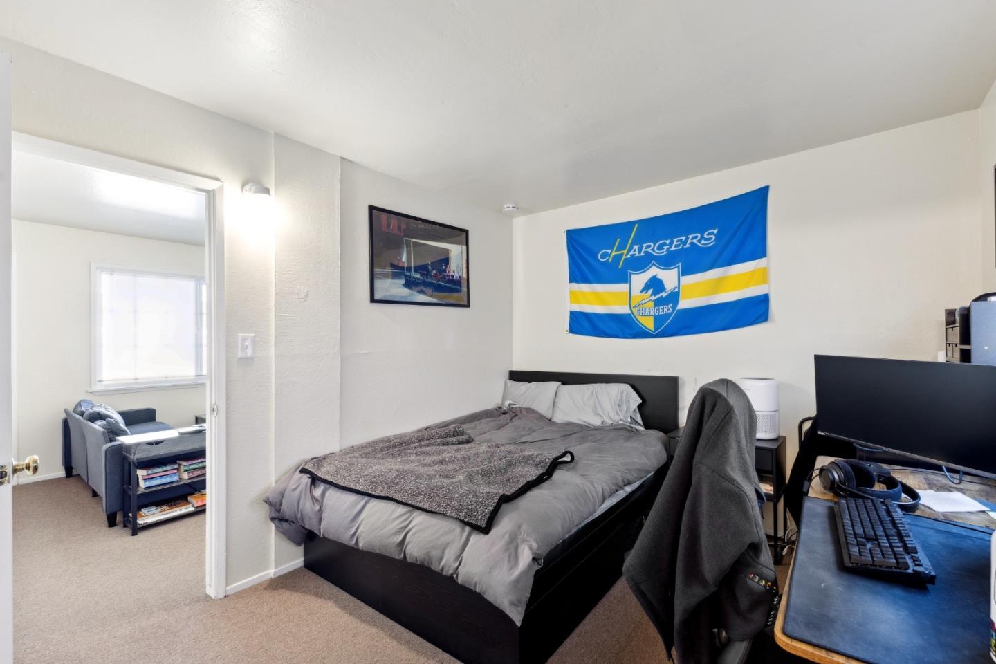 Detail Gallery Image 19 of 35 For 6563 Shattuck Ave, Oakland,  CA 94609 - – Beds | – Baths