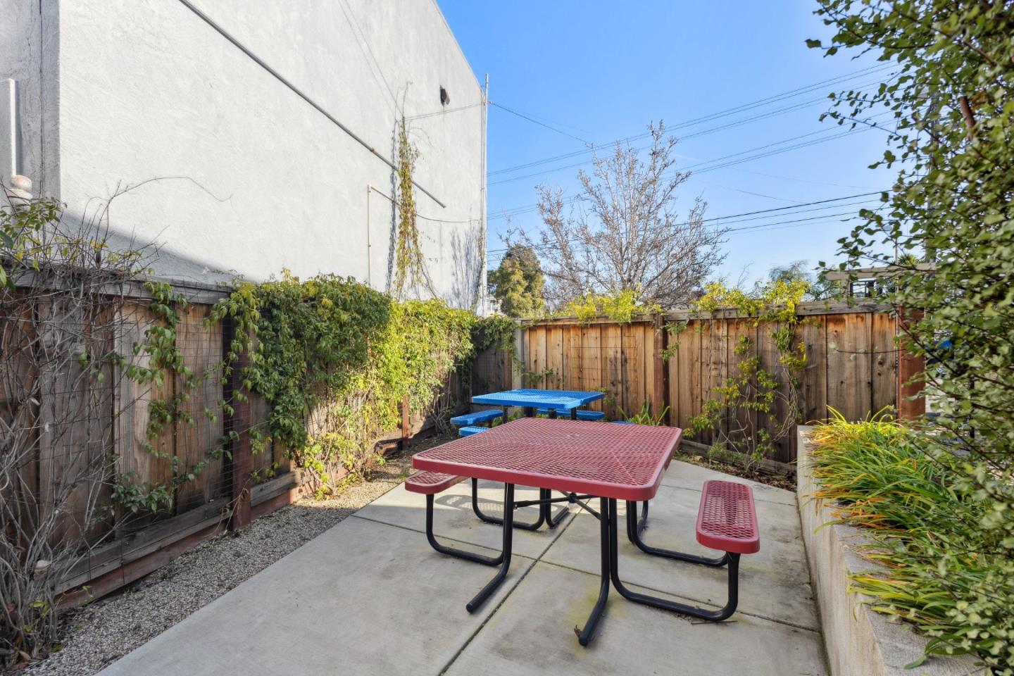 Detail Gallery Image 28 of 35 For 6563 Shattuck Ave, Oakland,  CA 94609 - – Beds | – Baths
