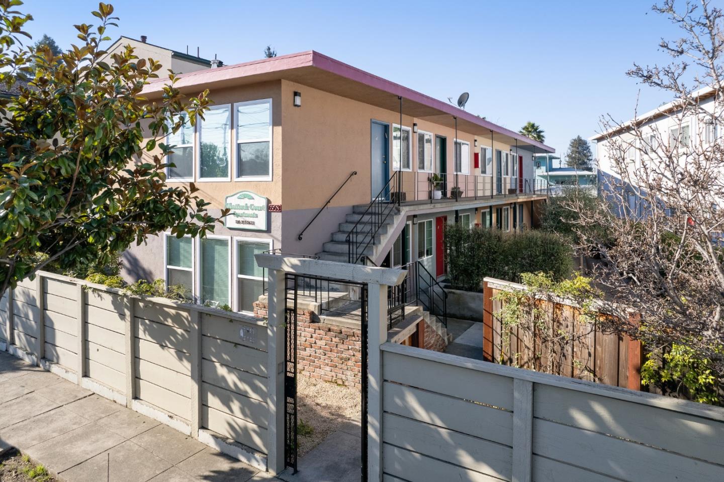 Detail Gallery Image 5 of 35 For 6563 Shattuck Ave, Oakland,  CA 94609 - – Beds | – Baths