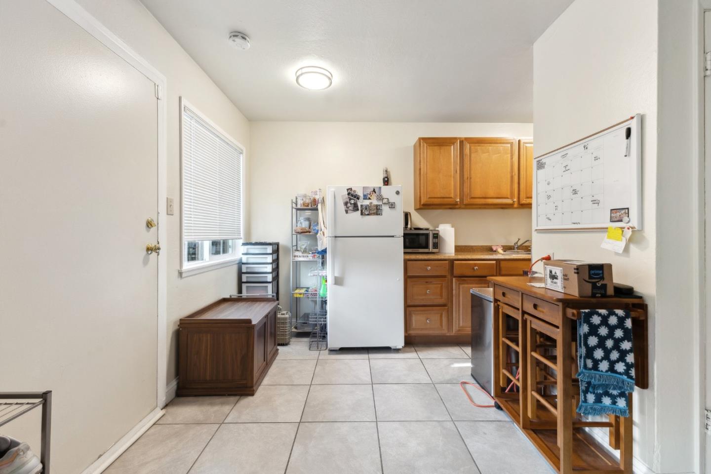 Detail Gallery Image 9 of 35 For 6563 Shattuck Ave, Oakland,  CA 94609 - – Beds | – Baths