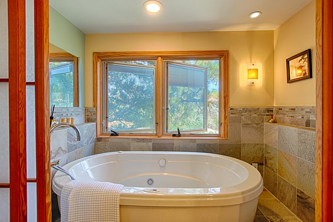 Detail Gallery Image 13 of 32 For 1430 Hidden Valley Rd, Soquel,  CA 95073 - 3 Beds | 3 Baths