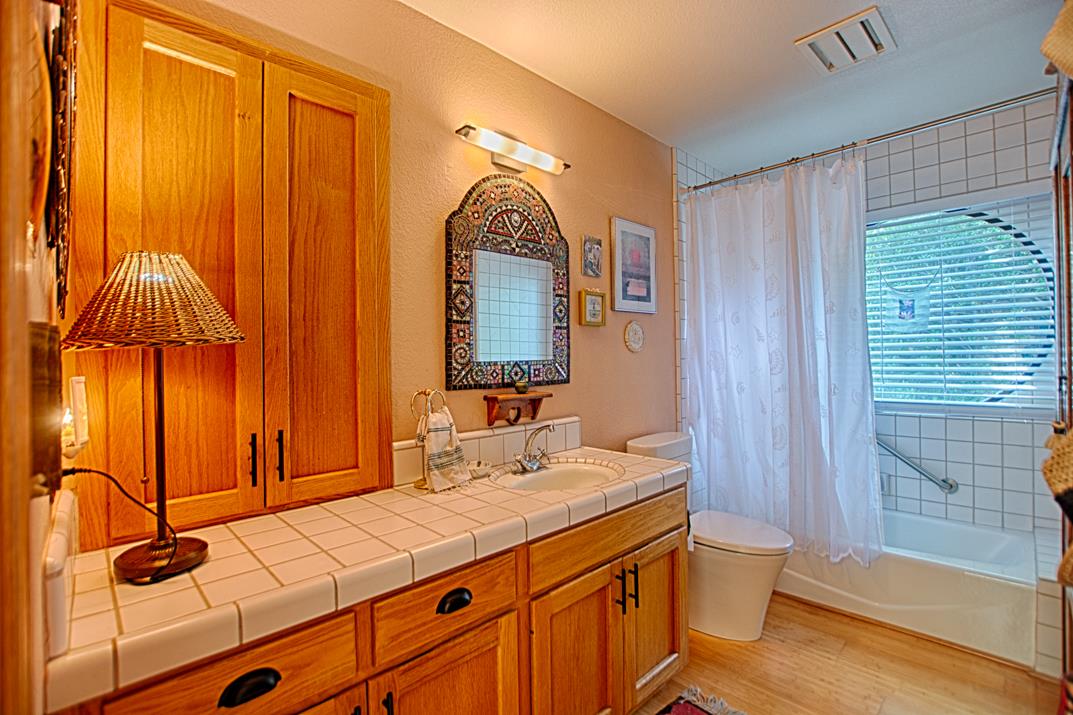 Detail Gallery Image 19 of 32 For 1430 Hidden Valley Rd, Soquel,  CA 95073 - 3 Beds | 3 Baths