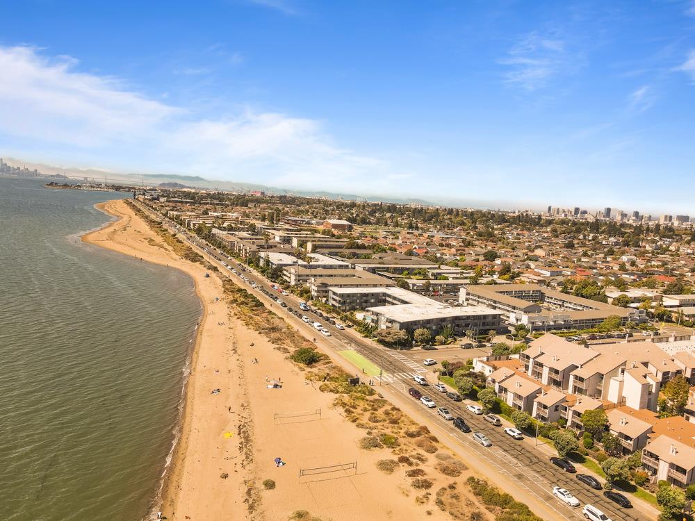 Detail Gallery Image 24 of 28 For 2101 Shore Line Dr #212,  Alameda,  CA 94501 - 2 Beds | 1/1 Baths